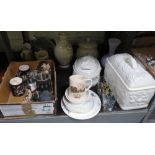 SHELF OF CERAMICS INCLUDING BEATRIX POTTER & GLASS