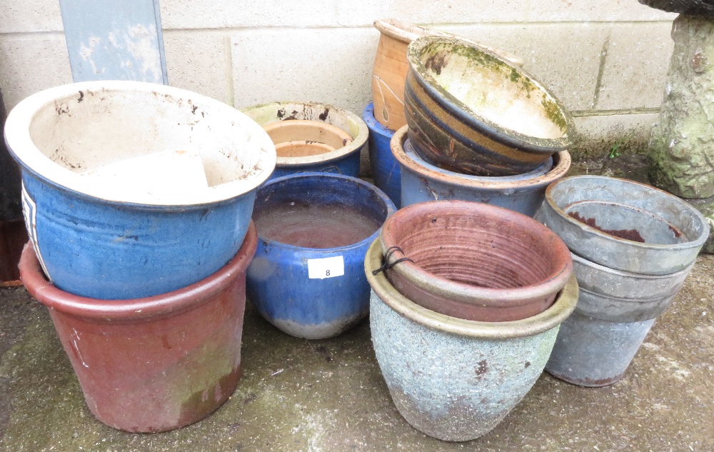 LARGE QUANTITY OF GLAZED POTS