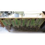 MIRRORED SIDEBOARD