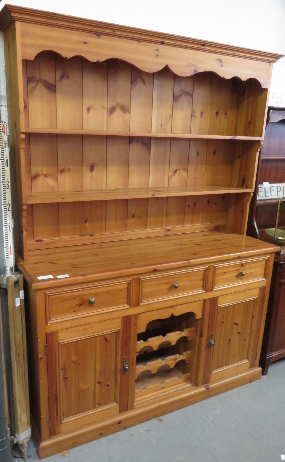 PINE DRESSER