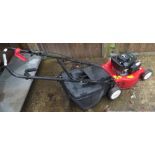 HOMELITE V35 MOTOR MOWER WITH GRASSBOX