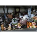 SHELF TO INCLUDE ORIENTAL STYLE FIGURES, VINTAGE RACKETS & OTHER CERAMICS