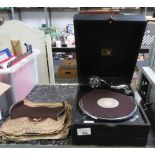 1920'S HMV GRAMOPHONE & COLLECTION OF 78'S