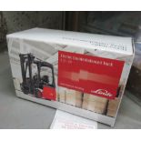 LINDE FORK LIFT TRUCK MODEL