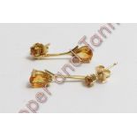 A pair of 18 carat gold citrine drop earrings, 2 g gross