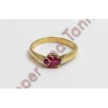 An 18 carat gold single stone ruby ring, finger size N, 2.8 g gross