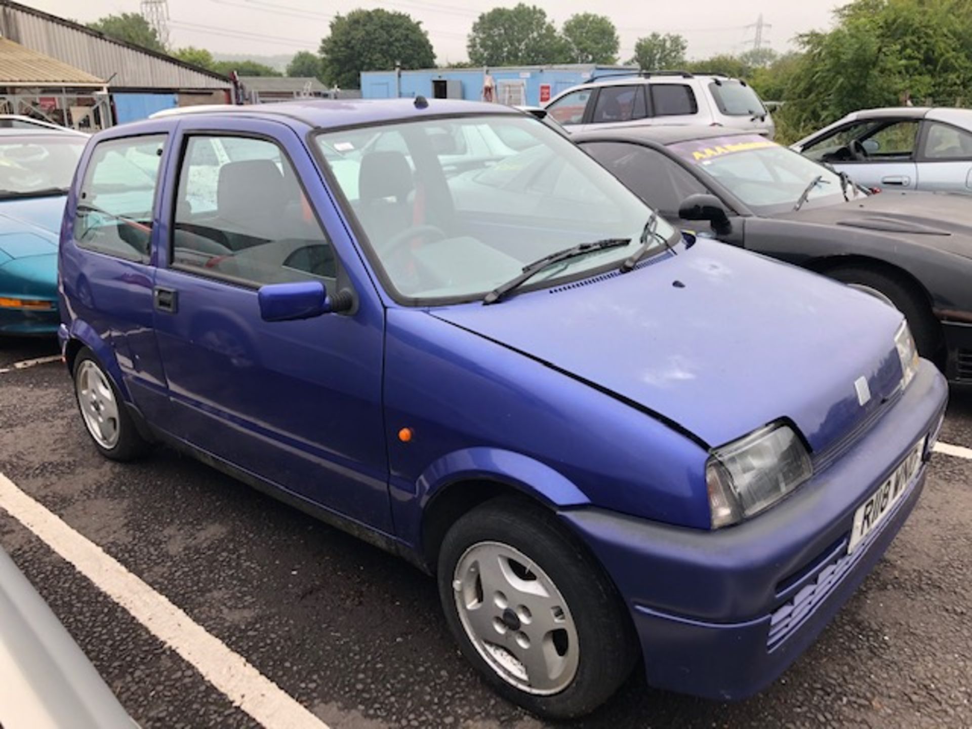 Fiat Cinquecento Reg No R118 WND 2 door in blue. We have V5 and keys, this vehicle started very - Image 3 of 6
