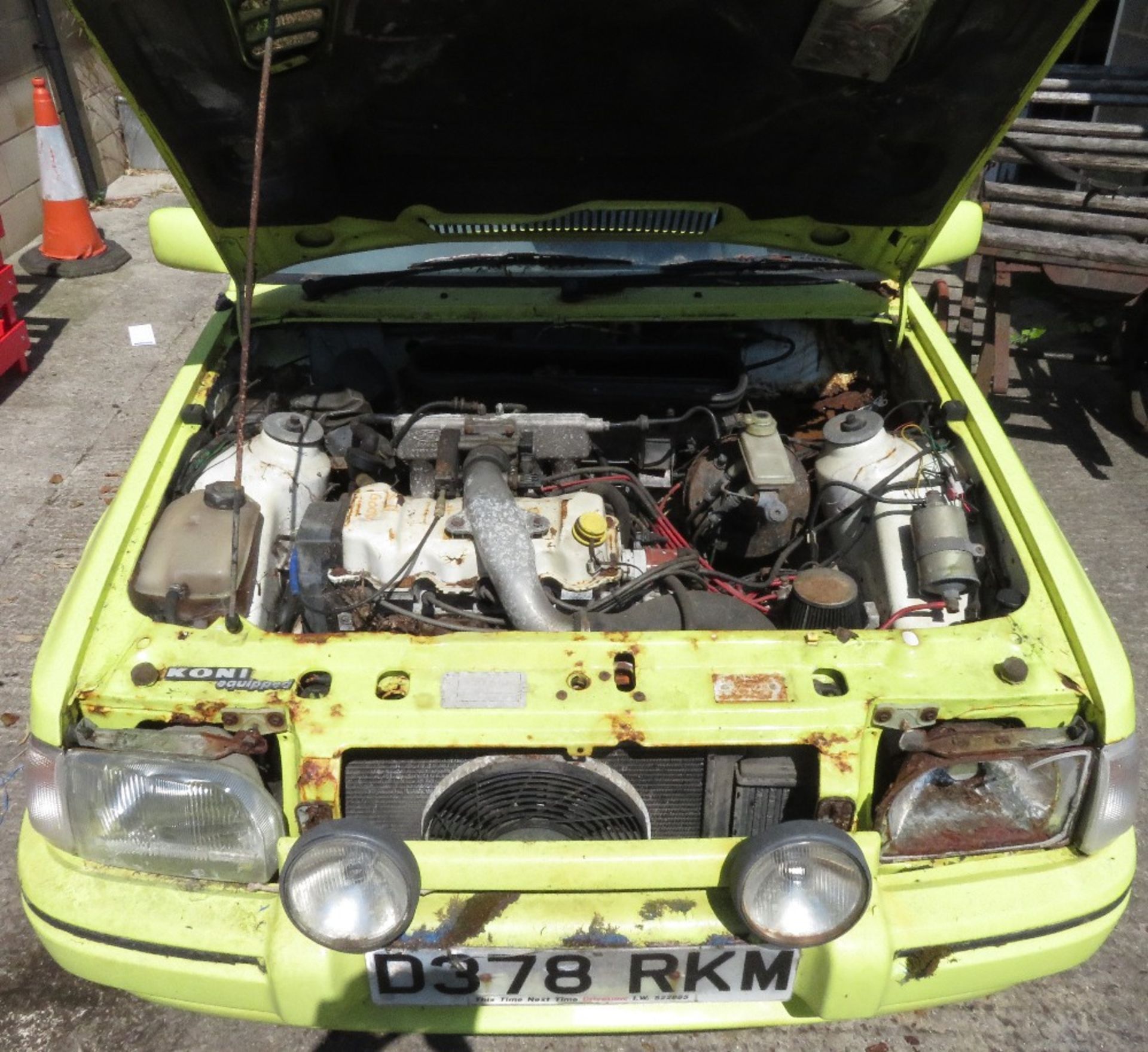 Ford RS Turbo, 2 door Reg no D378 RKM, we have keys & V5, the vehicle appears to be original with - Image 9 of 12