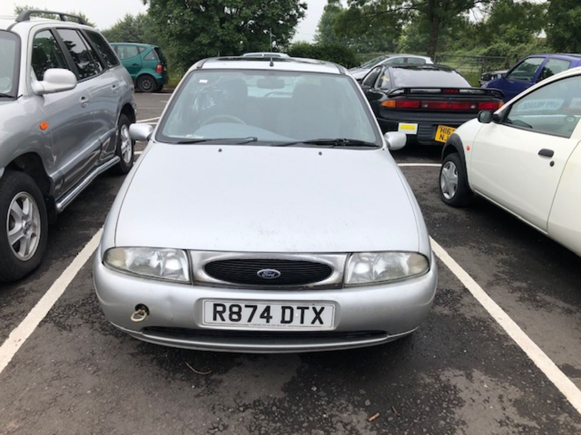 Ford Fiesta 4 door Ghia Reg No R874 DTX. We have the V5 and keys, non-runner possibly due to fuel