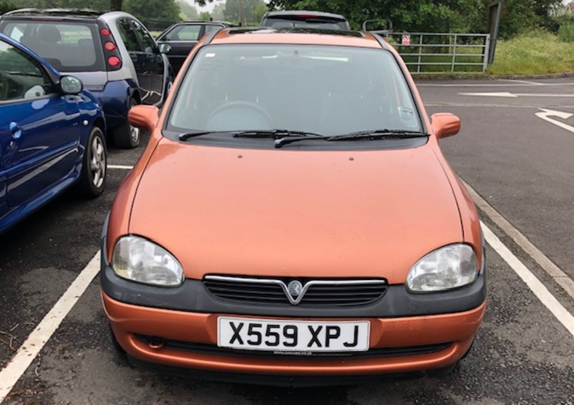 Vauxhall Corsa 4 door GLS Reg No X559 XPJ. We have the V5 and key, non-runner, appears to be