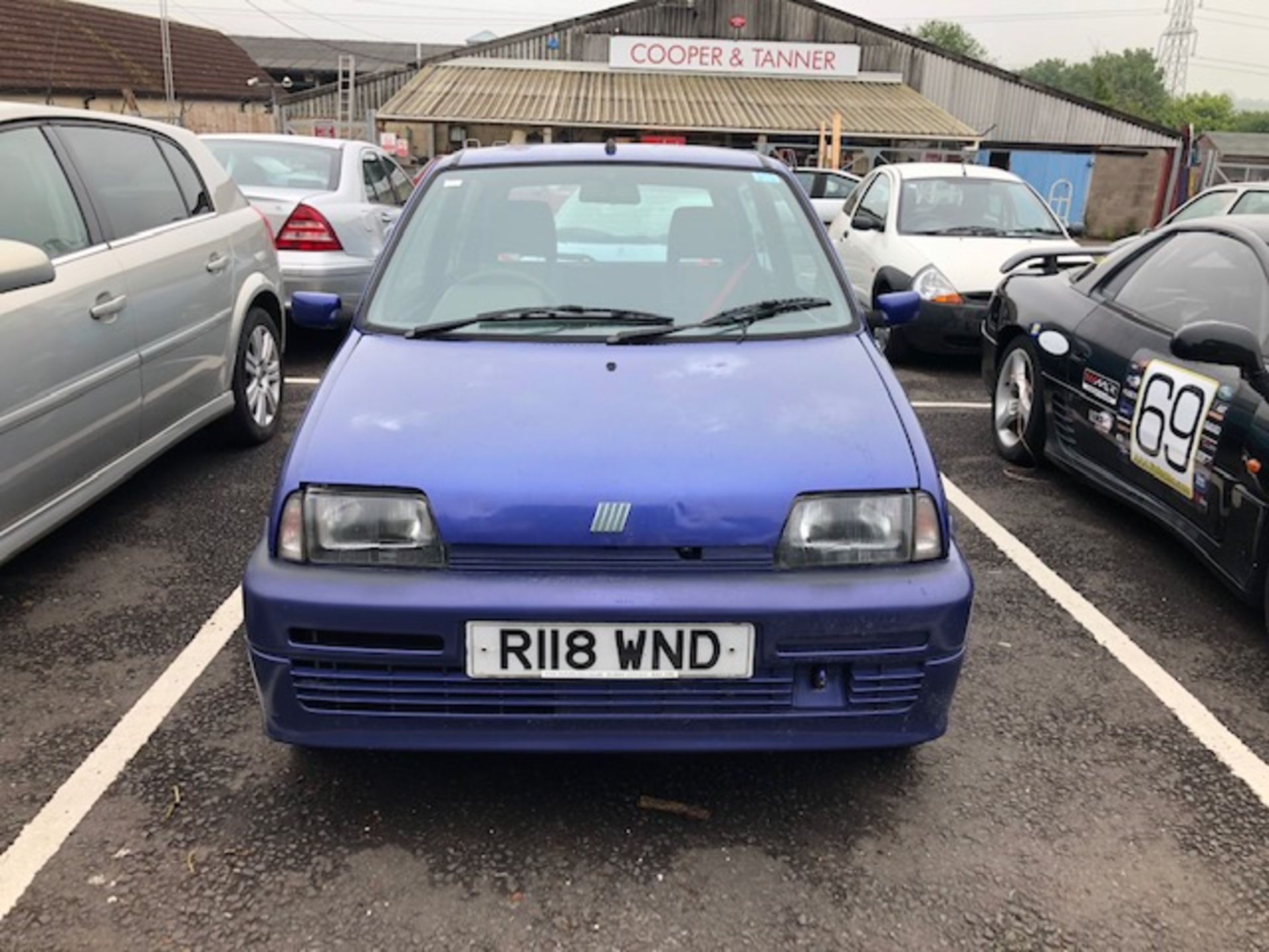 Fiat Cinquecento Reg No R118 WND 2 door in blue. We have V5 and keys, this vehicle started very