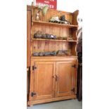 PINE DRESSER WITH 2 DOOR CUPBOARD SECTION TO BASE