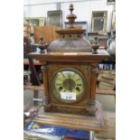 DECORATIVE OAK CASED MANTEL CLOCK