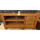 MODERN OAK TV UNIT WITH 2 DRAWERS & 2 SHELVES