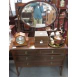EDWARDIAN DRESSING TABLE WITH OVAL MIRROR & CROSSBANDED DECORATION