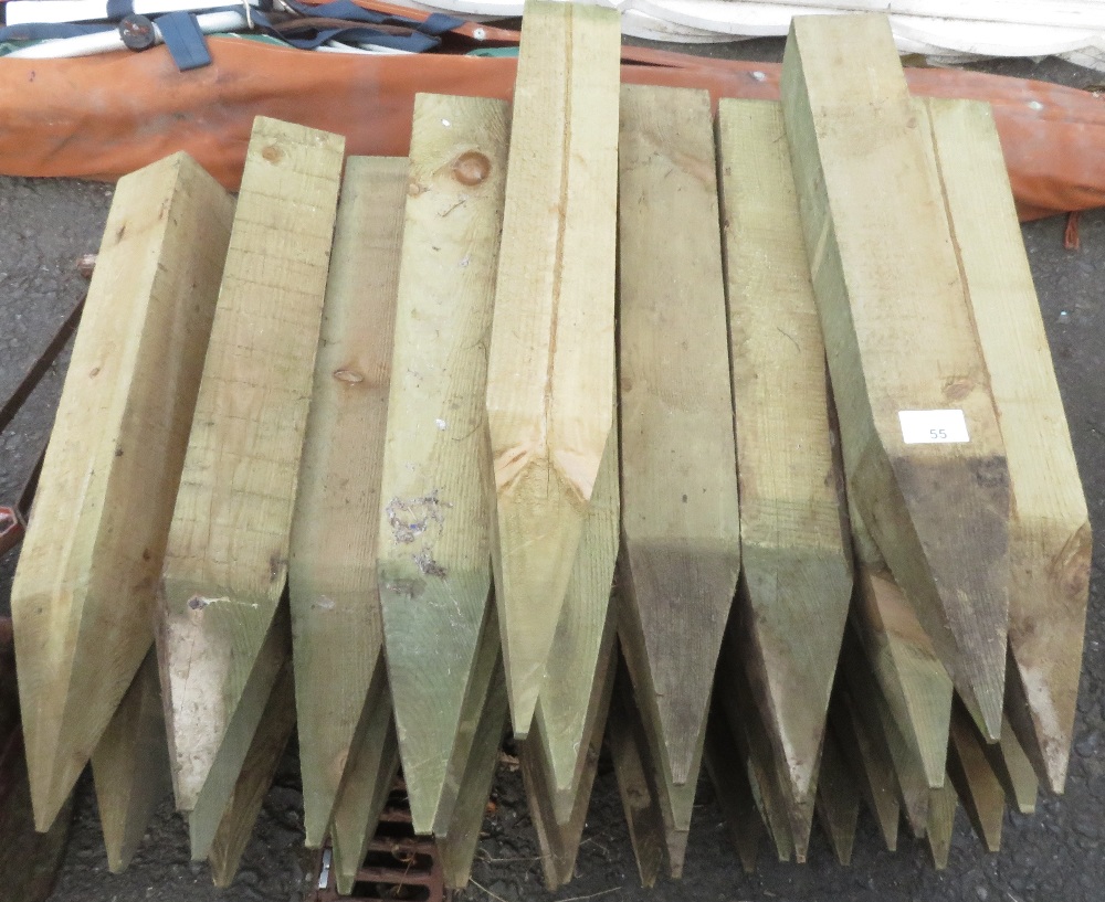 34 WOODEN STAKES