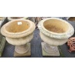 2 CIRCULAR URNS