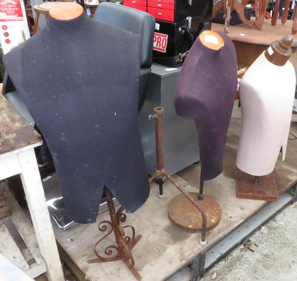 3 HALF MANNEQUINS ON STANDS & 1 METAL STAND