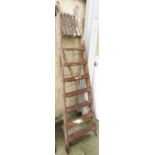 VINTAGE WOODEN STEP LADDER