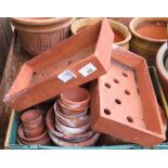 TRAY OF VICTORIAN & LATER TERRACOTTA POTS