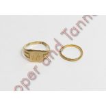 A Chester hallmarked 9 carat gold signet ring, finger size W, 3.5 g gross; with a plain wedding