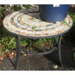 SMALL GARDEN TABLE WITH REMOVABLE MIDDLE SECTION