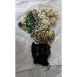 SMALL COLLECTION OF COSTUME JEWELLERY & OPERA GLASSES