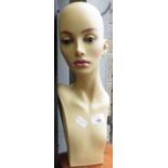 MANNEQUIN HEAD