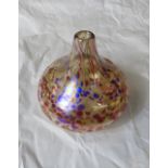 SIDDY LANGLEY GLASS VASE, ENGRAVED SIGNATURE AND DATED 1988 TO THE BASE