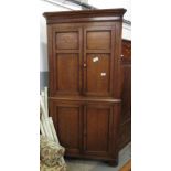 19TH CENTURTY OAK CORNER CUPBOARD