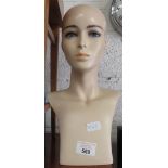 MANNEQUIN HEAD