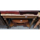 19TH CENTURY WALNUT SIDE TABLE WITH MARBLE TOP