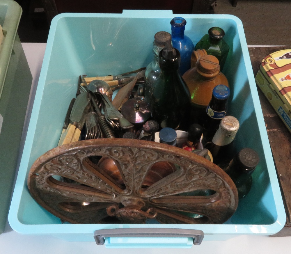 BOX OF OLD BOTTLES & COLLECTABLES
