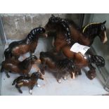 6 X BESWICK FIGURES OF HORSES & FOALS TO INCLUDE SHETLAND & HEAVY HORSES