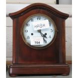 8 DAY STRIKING MANTEL CLOCK