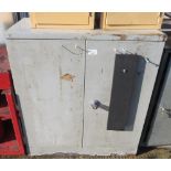 METAL CUPBOARD