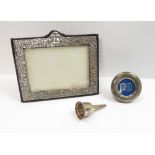 A modern silver photograph frame in the Edwardian style, 17.5 cm by 15 cm high, image area 13.5 cm