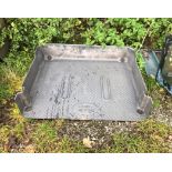 LAND ROVER CARGO TRAY COVER IN SILVER/GREY. NO RESERVE. Please note that Cooper and Tanner have not