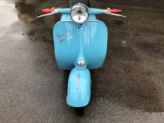 VESPA 150 SPORTIQUE, REG: BHW 378A, FINISHED IN SKY BLUE AND PRESENTED IN ABSOLUTELY BEAUTIFUL - Image 5 of 11