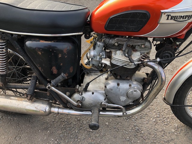1969 TRIUMPH BONNEVILLE T120R 650CC, EXPORT SPECIFICATION, REG:YGV 74G. UNRESTORED AND USUABLE - Image 5 of 7