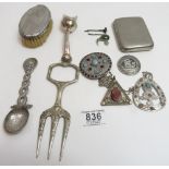 A quantity of decorative items including a silver backed hair brush; bread fork; costume jewellery