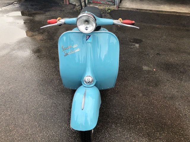 VESPA 150 SPORTIQUE, REG: BHW 378A, FINISHED IN SKY BLUE AND PRESENTED IN ABSOLUTELY BEAUTIFUL - Image 10 of 11