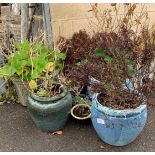 QUANTITY OF GLAZED PLANT POTS & 1 RECONSTITUTED STONE POT