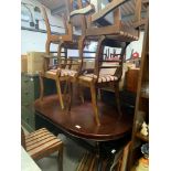 REPRODUCTION MAHOGANY EXTENDING DINING TABLE ALONG WITH 4 DINING CHAIRS & 2 CARVERS