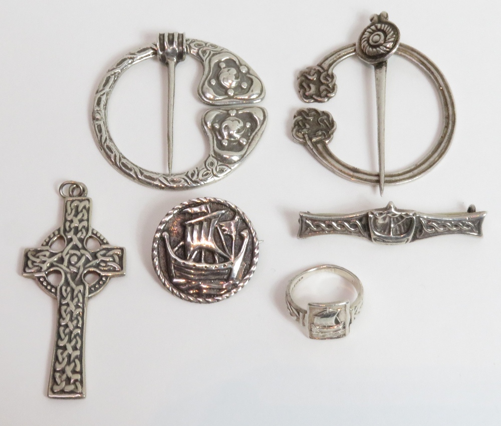 Medlock & Craik of Inverness, a provincial Scottish silver Viking longship brooch, Edinburgh 1955,