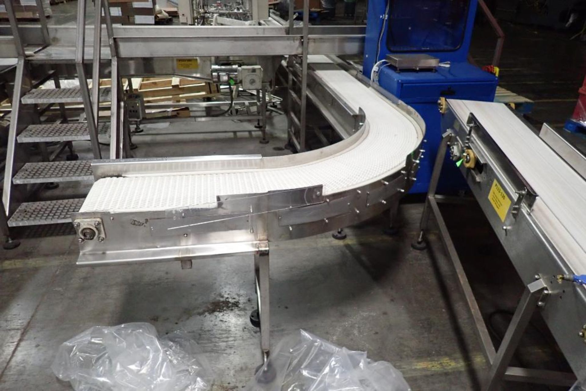 90 degree plastic interlock belt conveyor