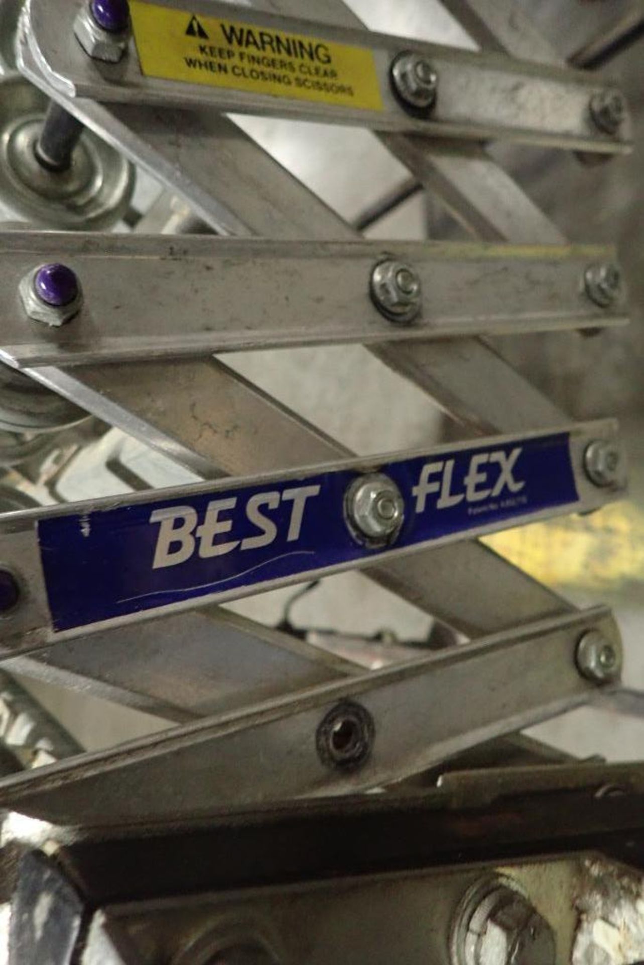 Best flex skate conveyor - Image 3 of 3