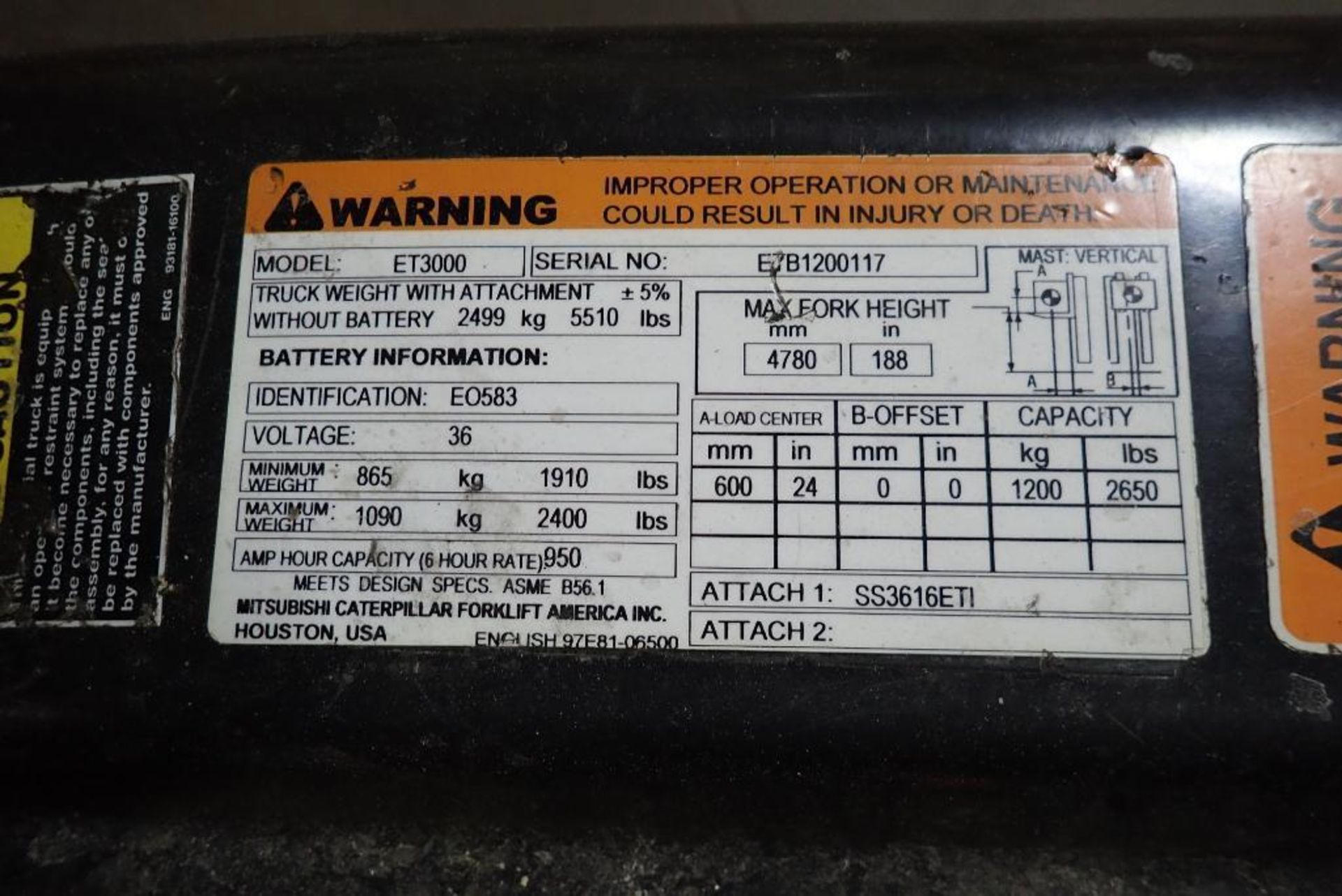 Caterpillar 3 wheeled electric forklift - Image 11 of 12