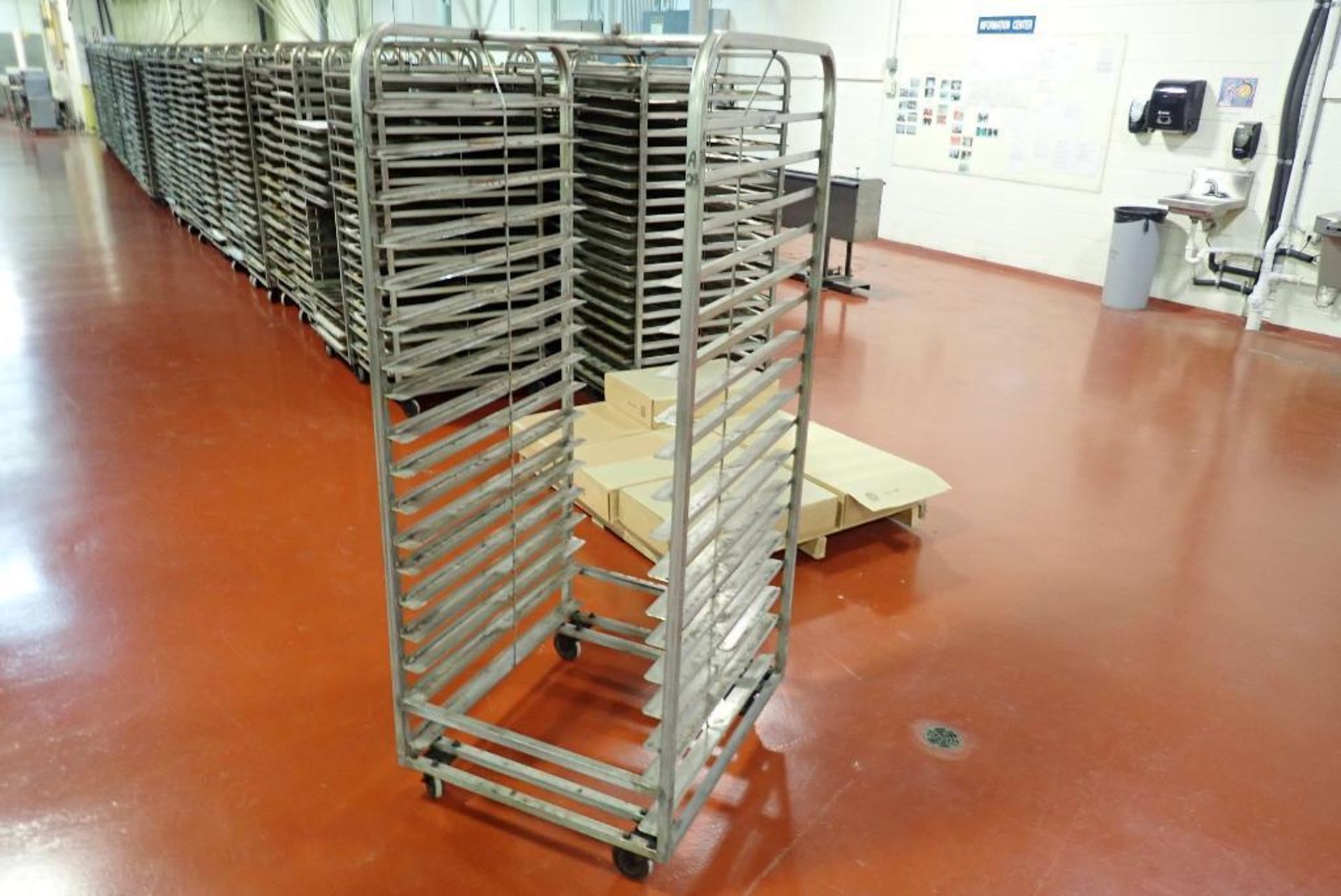 SS double bakery rack for oven - Image 7 of 9