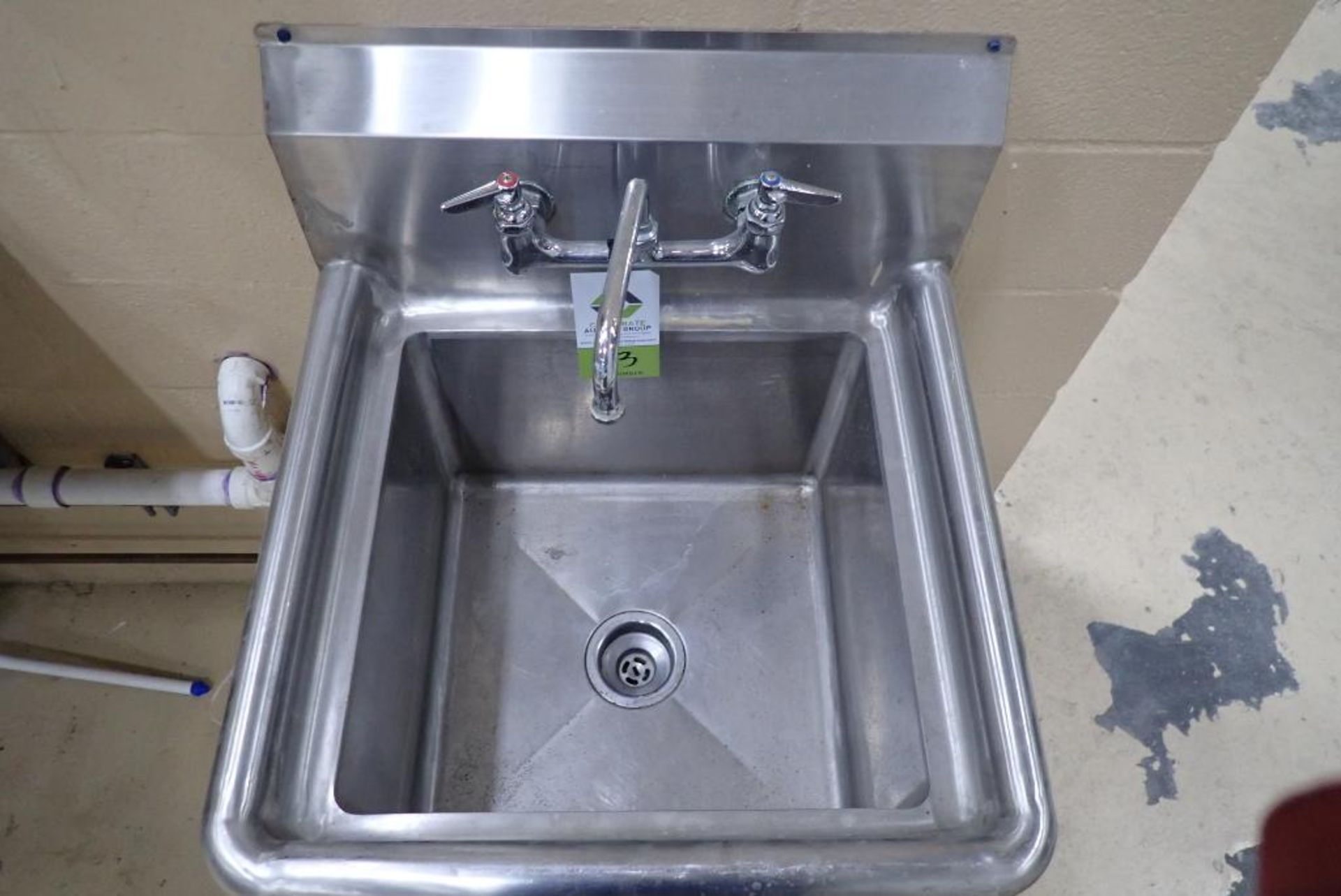 SS single compartment sink - Image 2 of 4